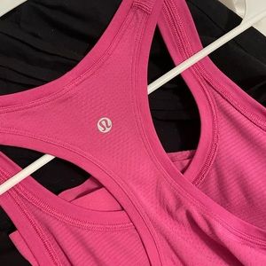 Lululemon tank